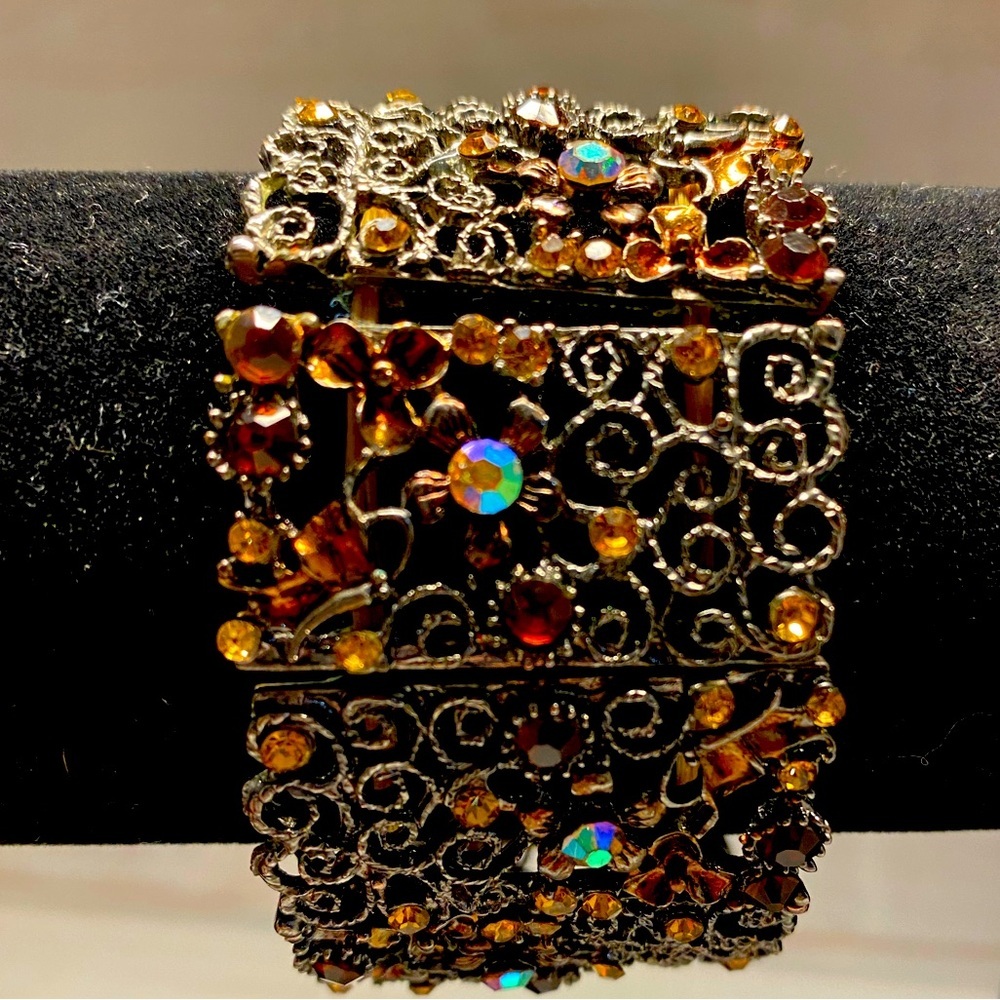 Premier Design stretch Bracelet - Picture 2 of 11